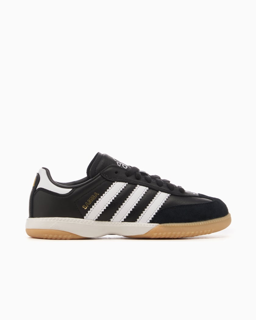 Adidas samba classic indoor soccer shoe 2025