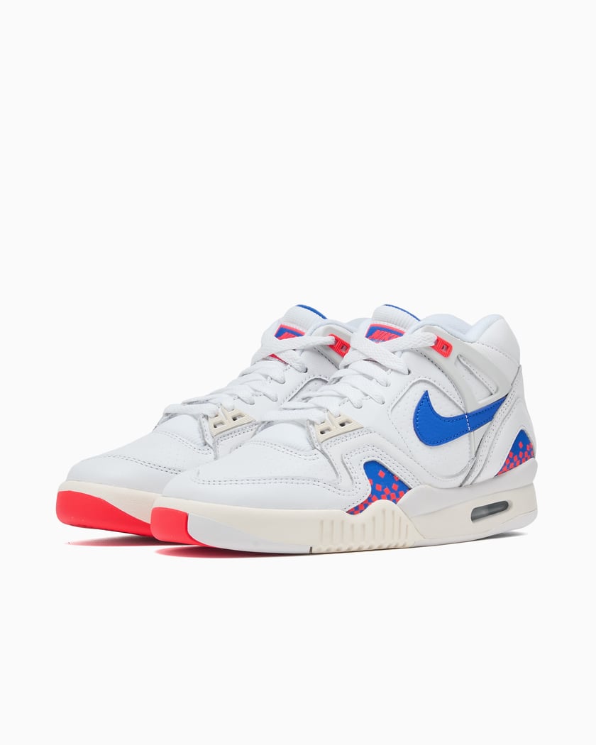 Nike Air Tech Challenge 2 
