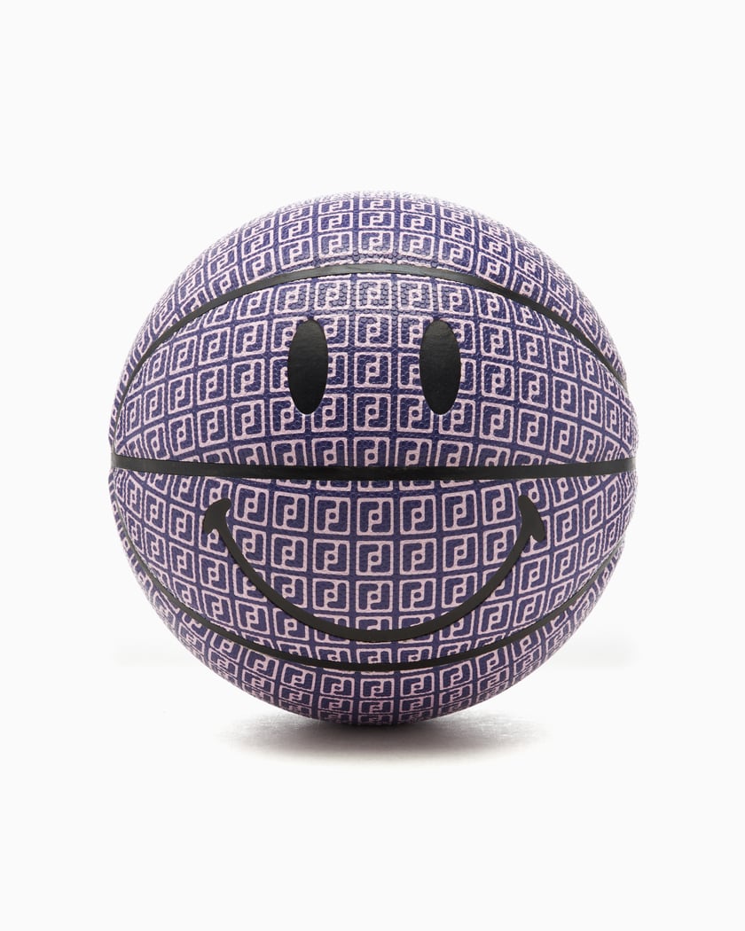 FOOTDISTRICT x MARKET Basketbalbal Smiley Allover Printed Logo