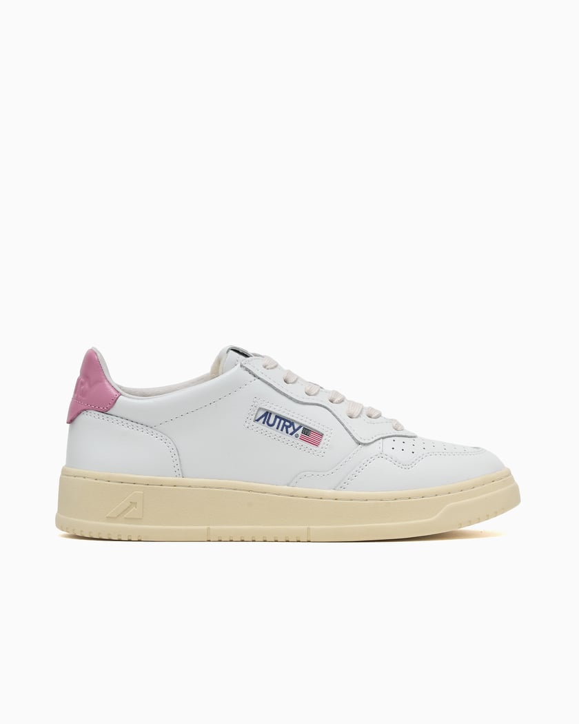 Autry Medalist Low Suede White AULMLS33 | FOOTDISTRICT
