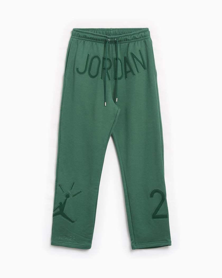 Chanel jogging pants top