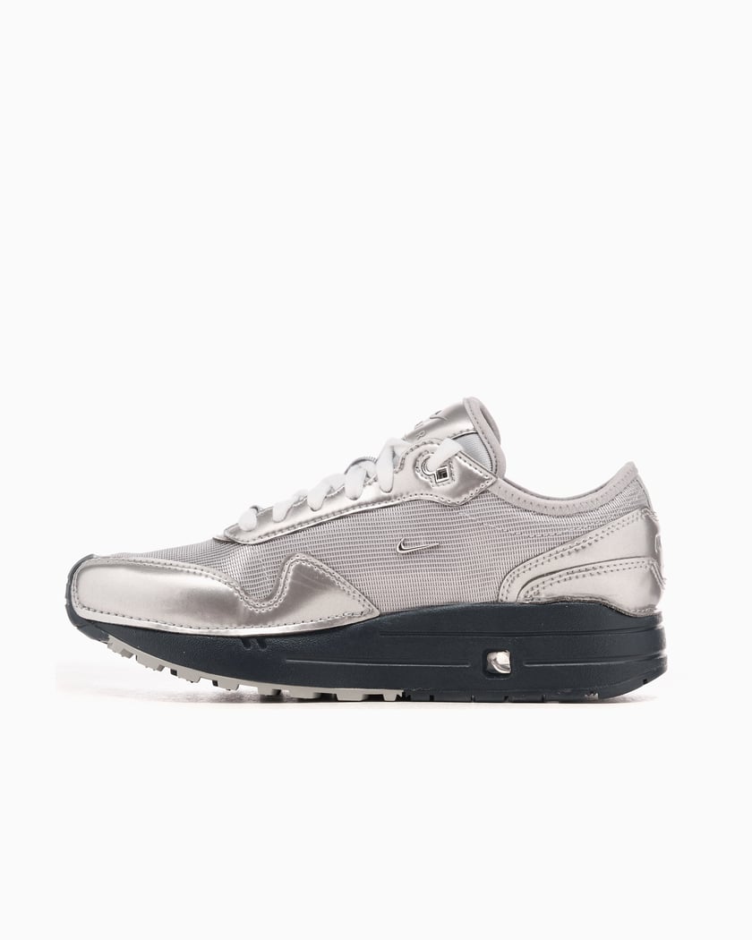 Jacquemus × Nike Air Max 1 SP silver 41