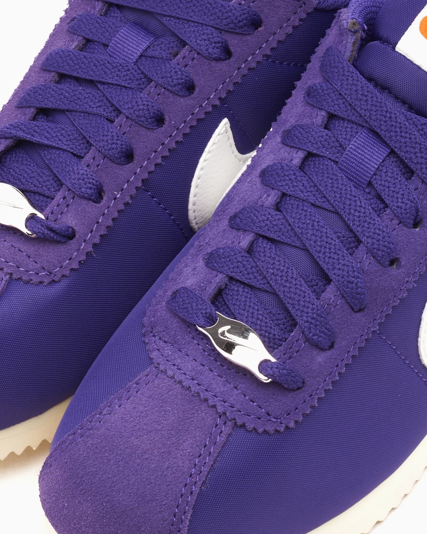 Purple nike high tops deals