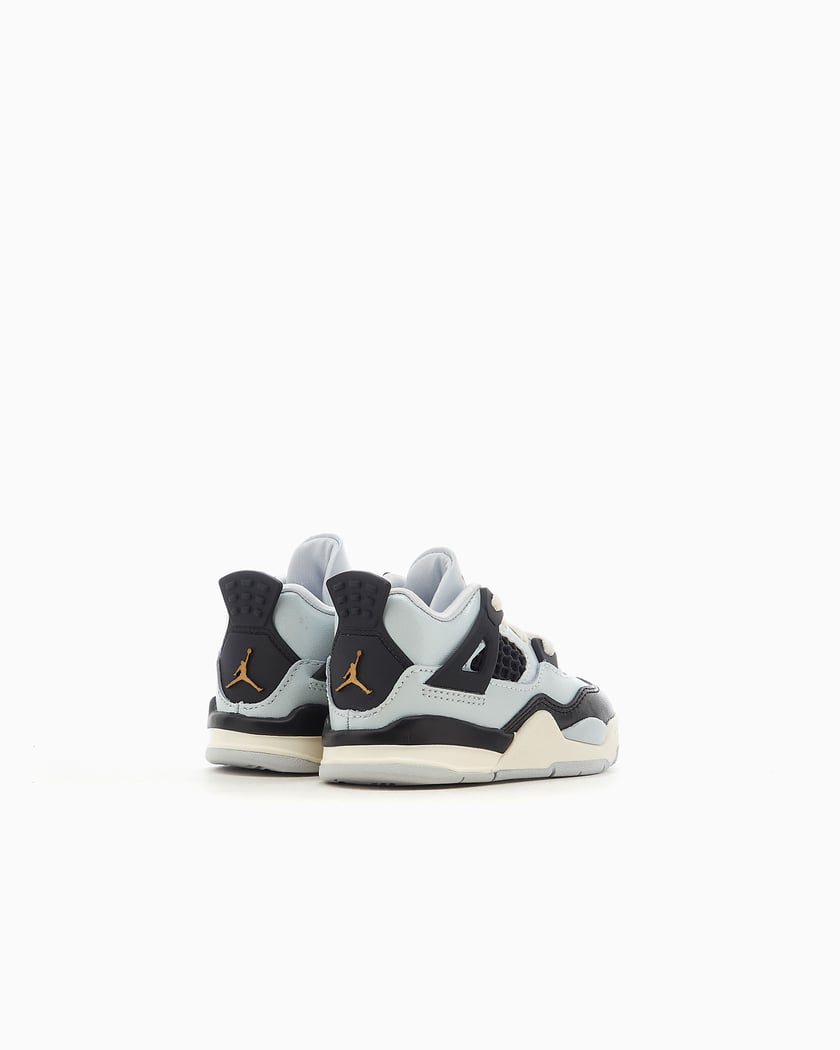 Jordan 4 retro trainers hot sale