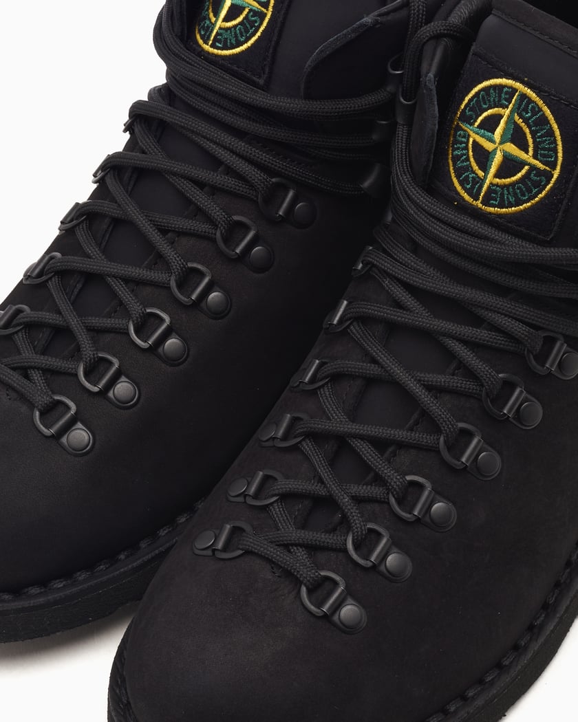 Stone Island Boot Vibram Nero 81FWS0204 V0029 FOOTDISTRICT