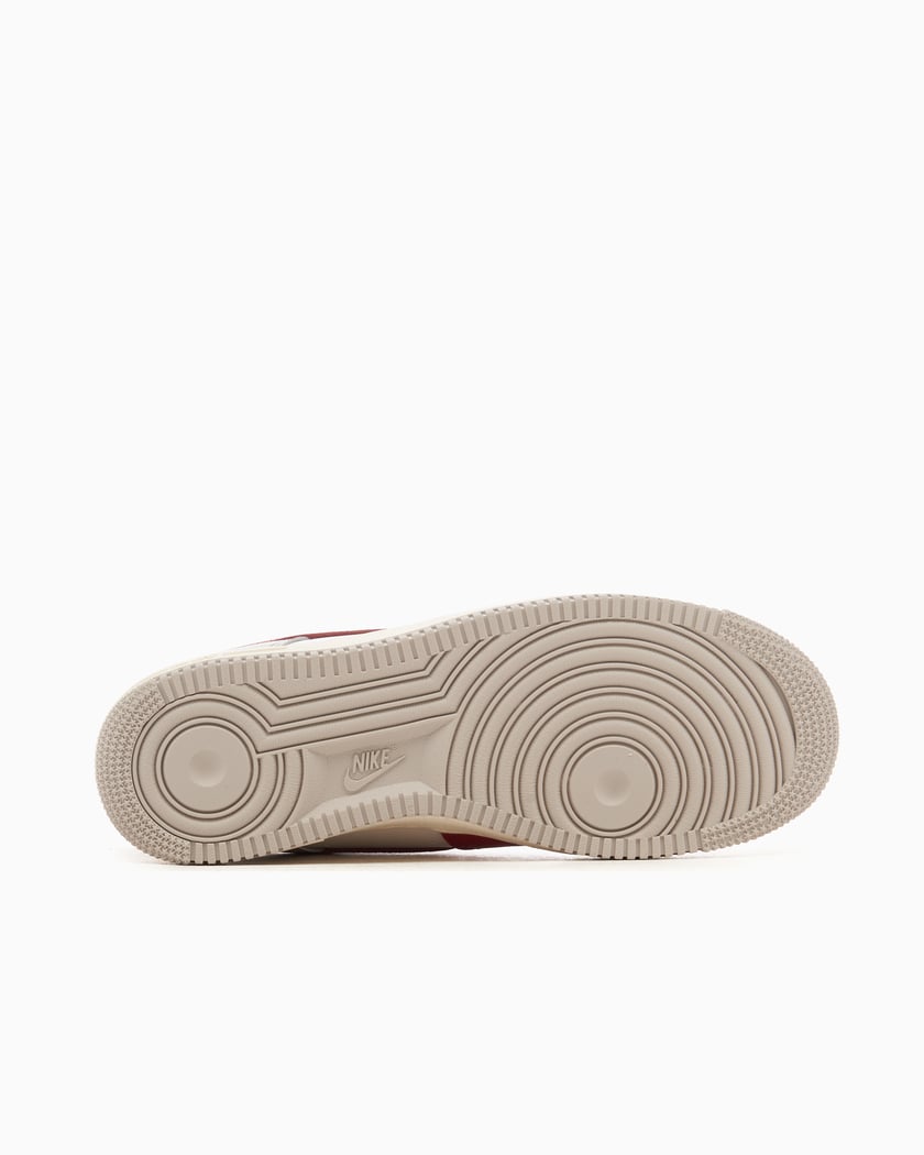 Nike Air Force 1 07 Elevate Red Toe