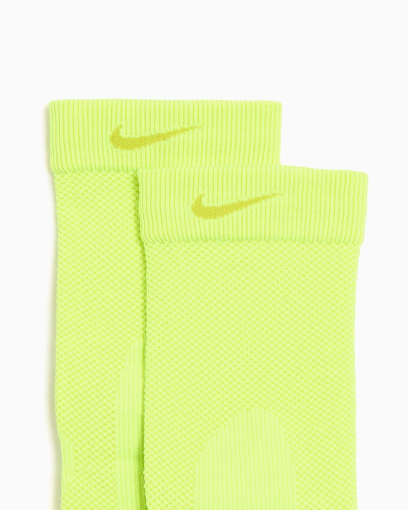 nike 200 neon green