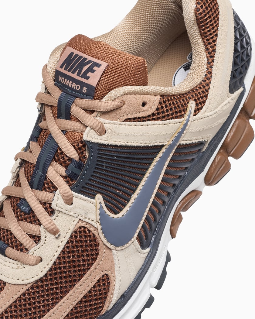 Nike Zoom Vomero 5 Beige, Brown HF1553-202 | FOOTDISTRICT