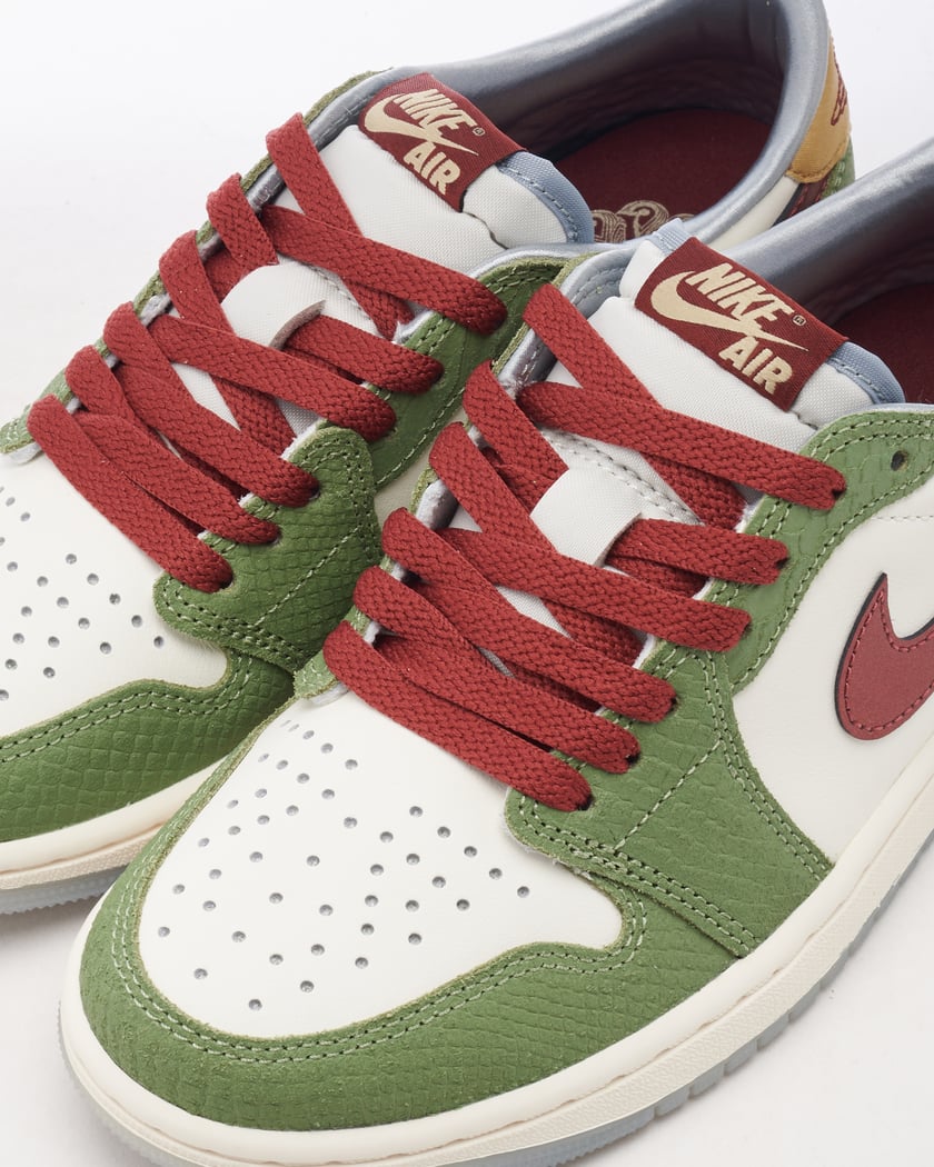 Air Jordan 1 Retro Low OG 