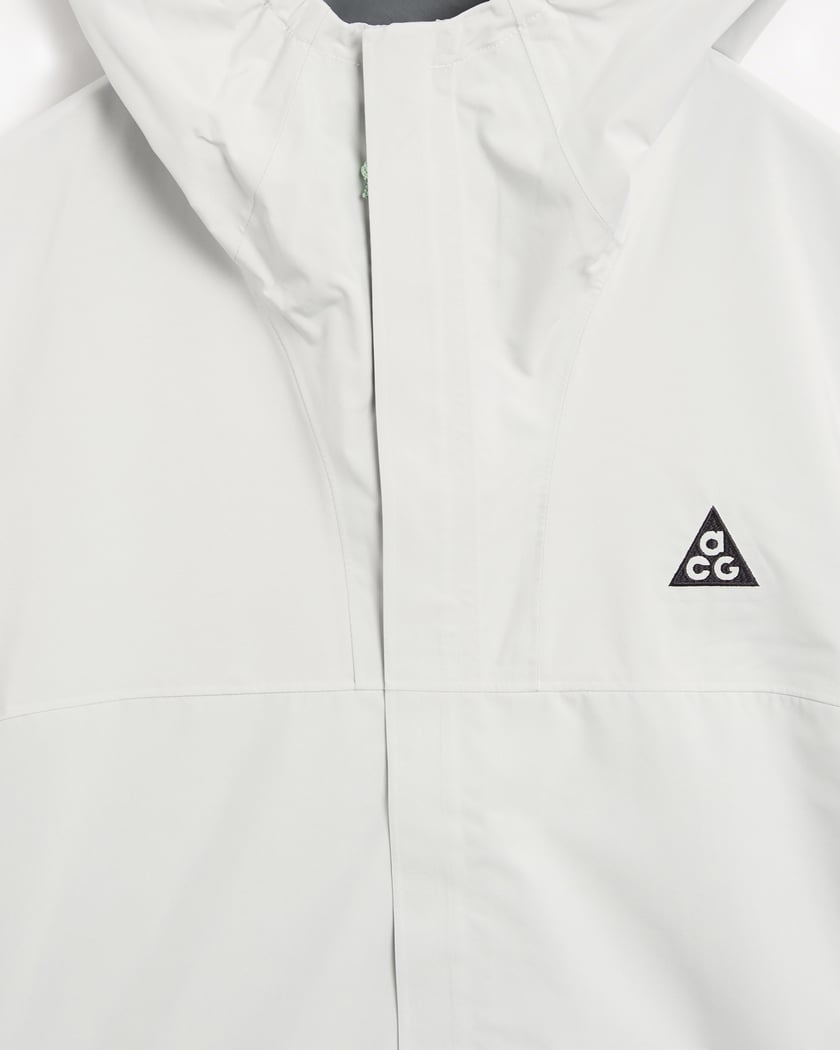 Nike acg jacket white hotsell