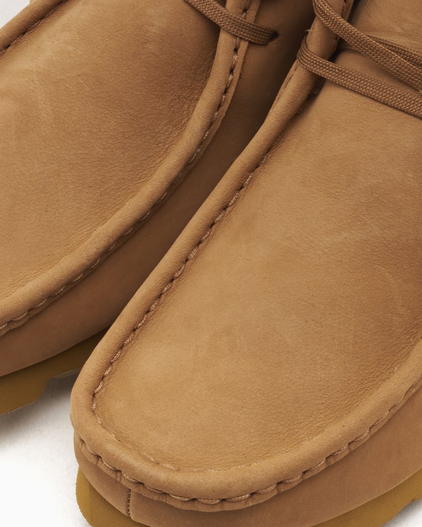 Clarks wallabee beige 2025
