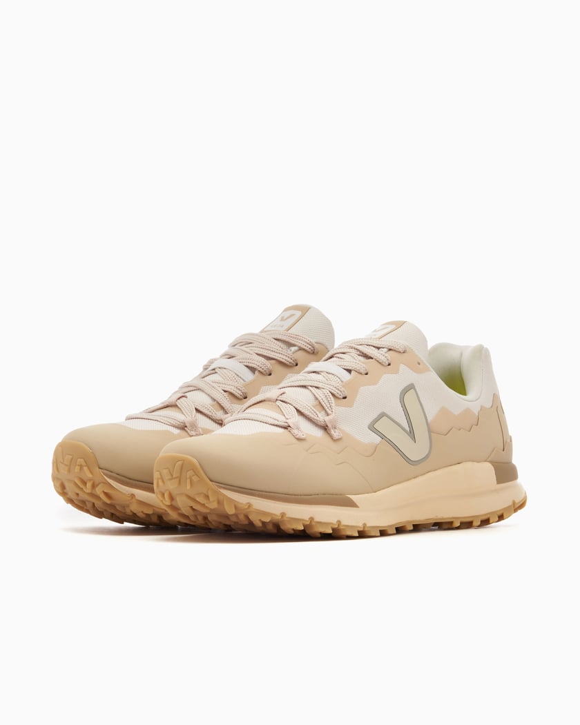 Veja Women's Fitz Roy Trek-Shell Beige FR2303371A | FOOTDISTRICT Veja Women's Fitz Roy Trek-Shell Beige FR2303371A | FOOTDISTRICT