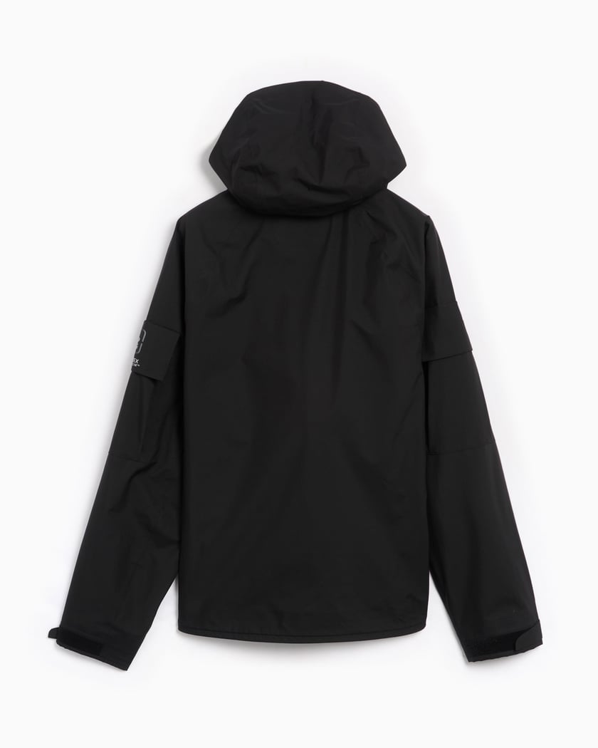 CP Company Metropolis Series Gore Tex Infinium Men s Utility Hooded Jacket Black 16CLOW028A110031A 999 FOOTDISTRICT