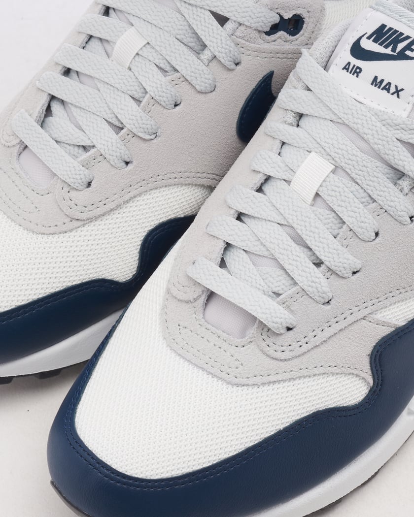 Nike Air Max 1 Essential Summit Bunt FZ5808 103 FOOTDISTRICT