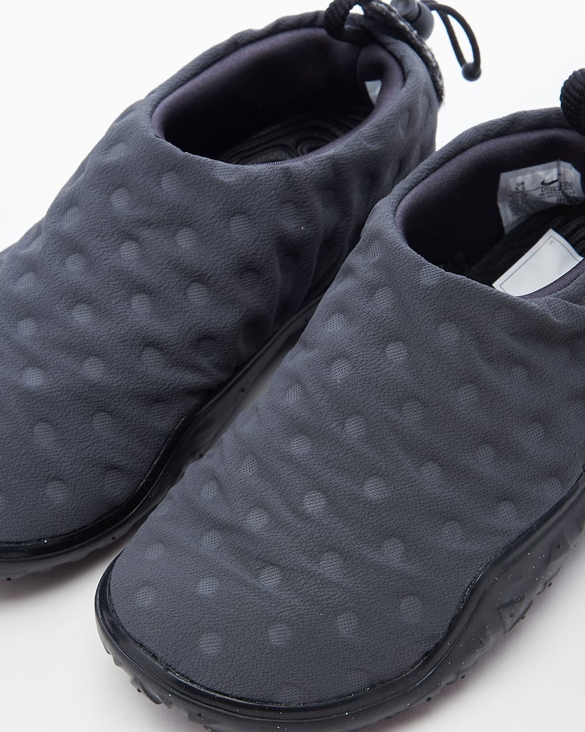 Nike ACG Moc Black Gray DQ6453 001 FOOTDISTRICT