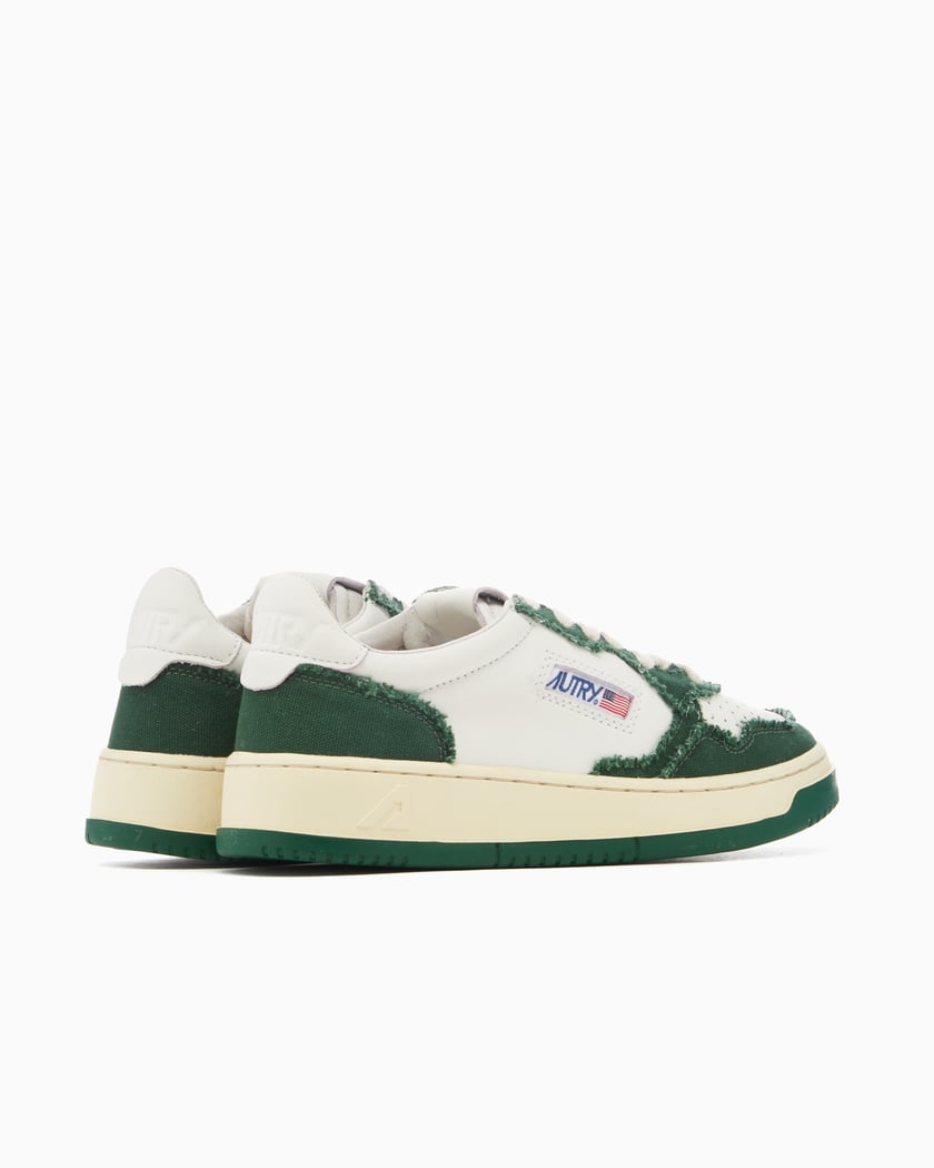 Autry Women's Medalist Low Green AULWCB08 | FOOTDISTRICT