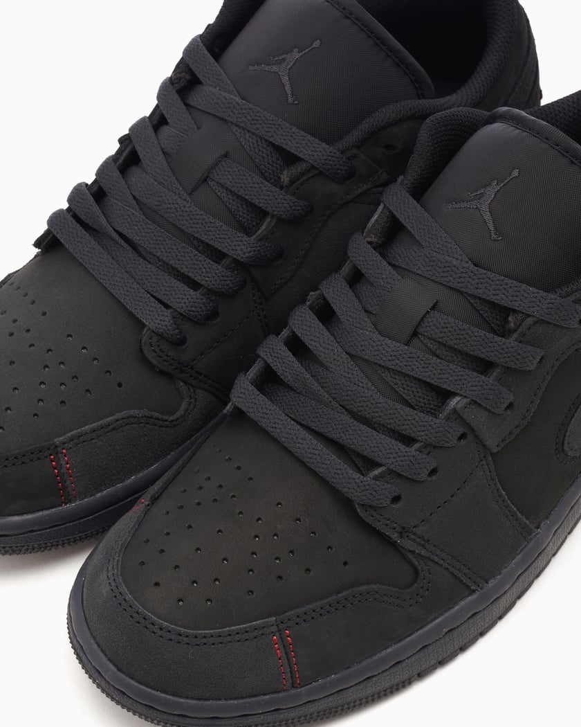 Jordan 1 dark smoke grey top