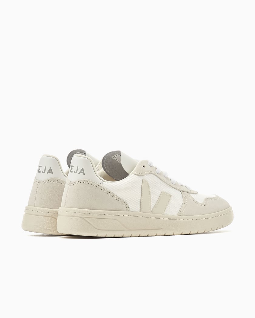 Veja Women's V-10 B-Mesh Beige VX012499A | FOOTDISTRICT