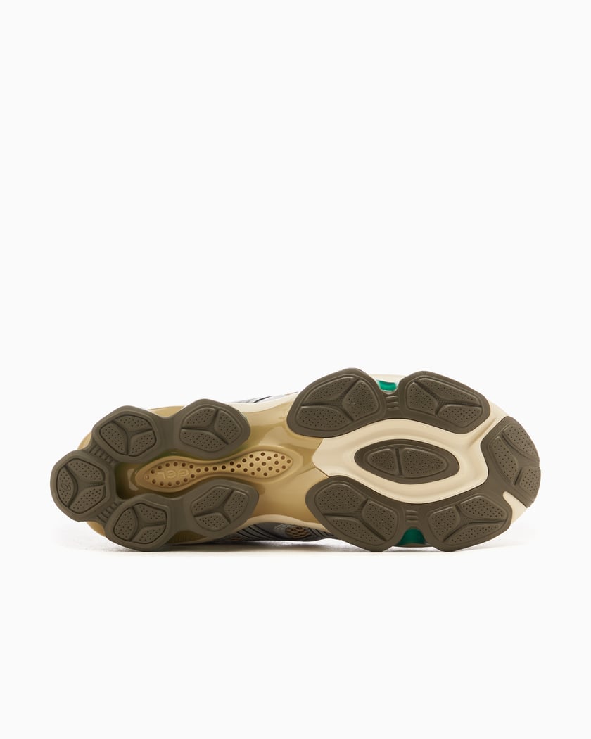 ASICS Gel-Quantum Kinetic Multi 1203A270-252 | FOOTDISTRICT