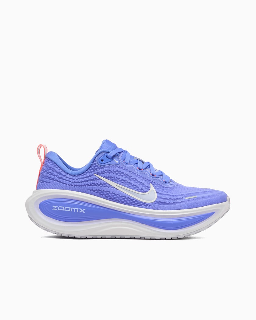 blue women's nike sneakers