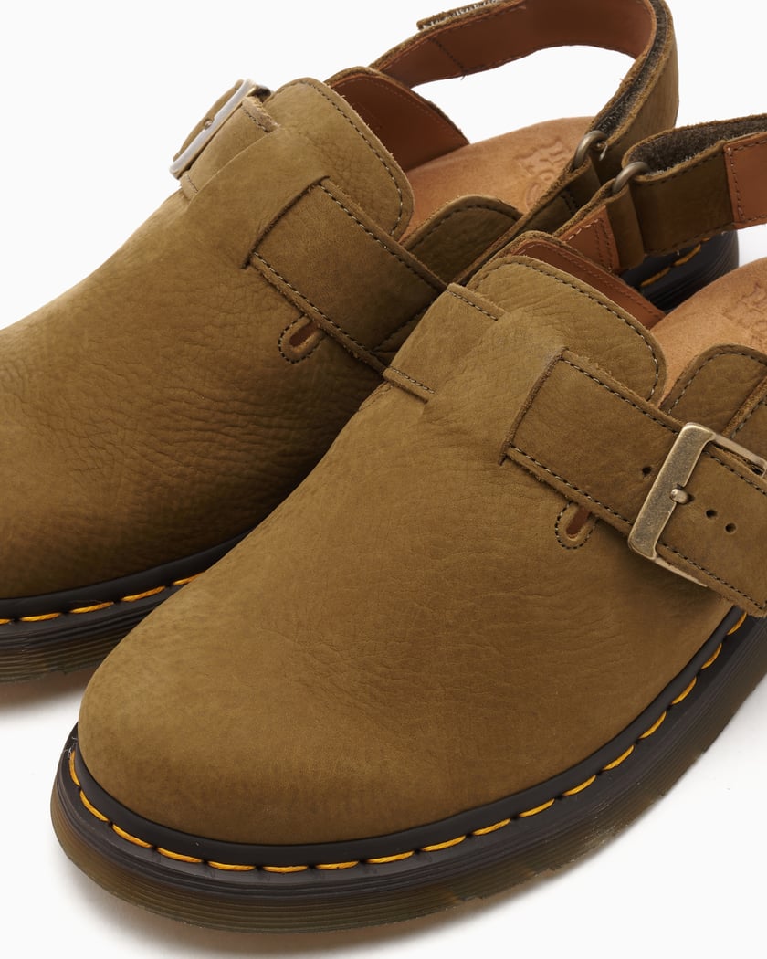 Dr. Martens Jorge II Nubuck Mule Green 31564357 | FOOTDISTRICT Dr. Martens Jorge II Nubuck Mule Green 31564357 | FOOTDISTRICT