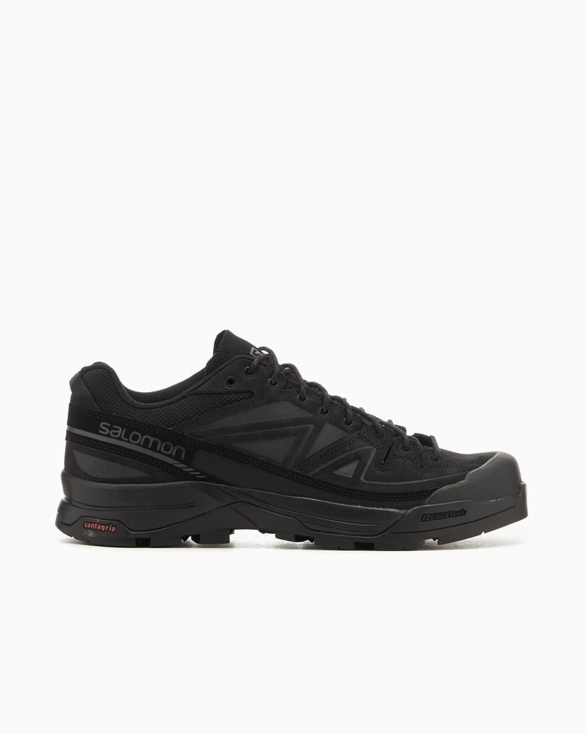 Black salomon trainers store