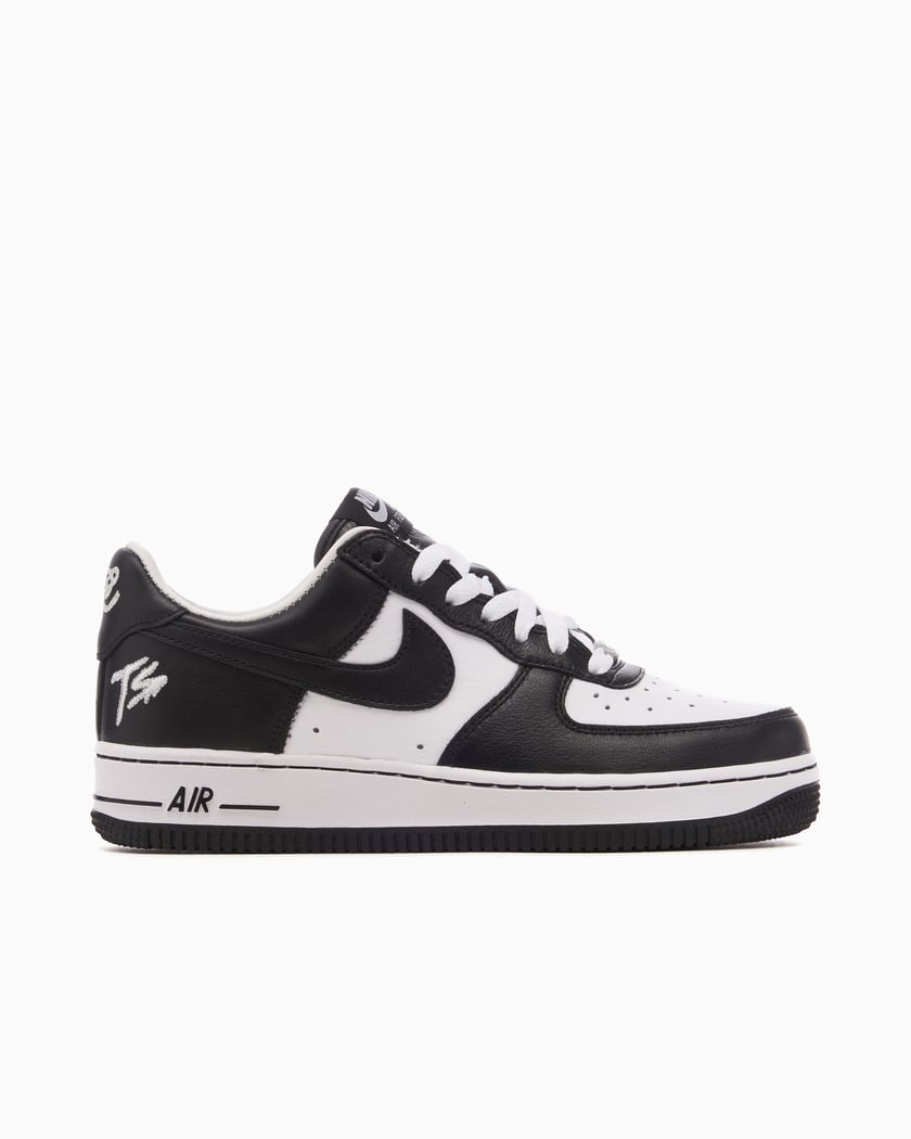 Nike x Terror Squad Air Force 1 Blackout Noir FJ5756 100 FOOTDISTRICT