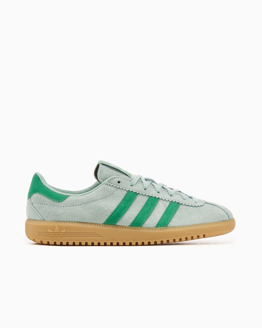 adidas Originals Women s Bermuda Groen IH0300 FOOTDISTRICT