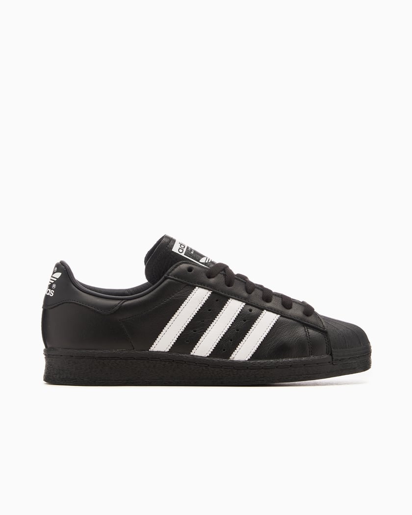 Adidas superstars metallic black online