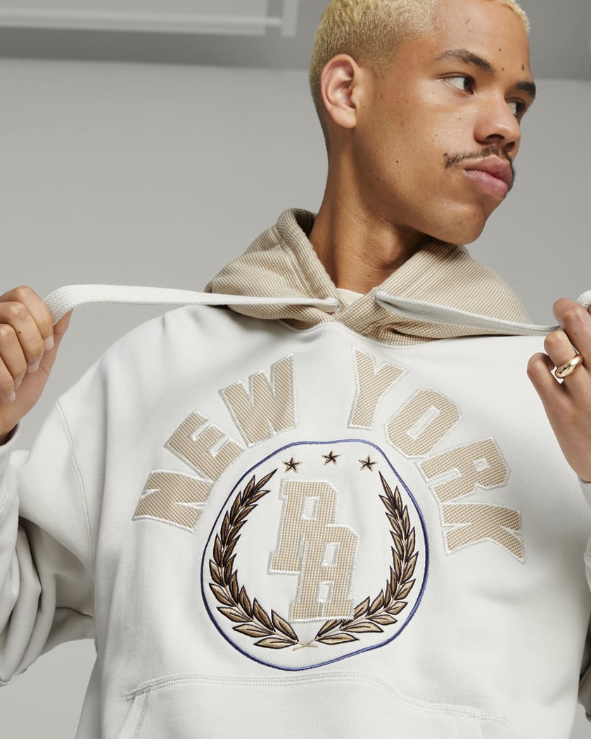 17 hoodie x 2025