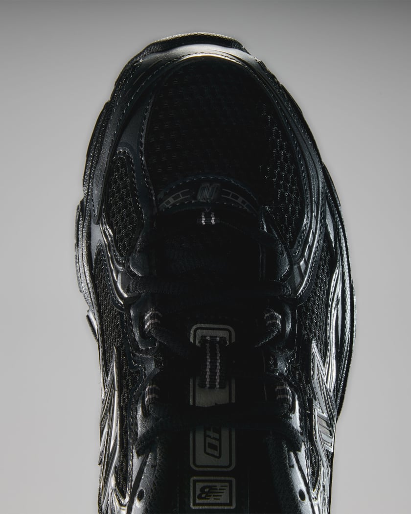 New Balance U740v2 BM2 Noir U740BM2 FOOTDISTRICT