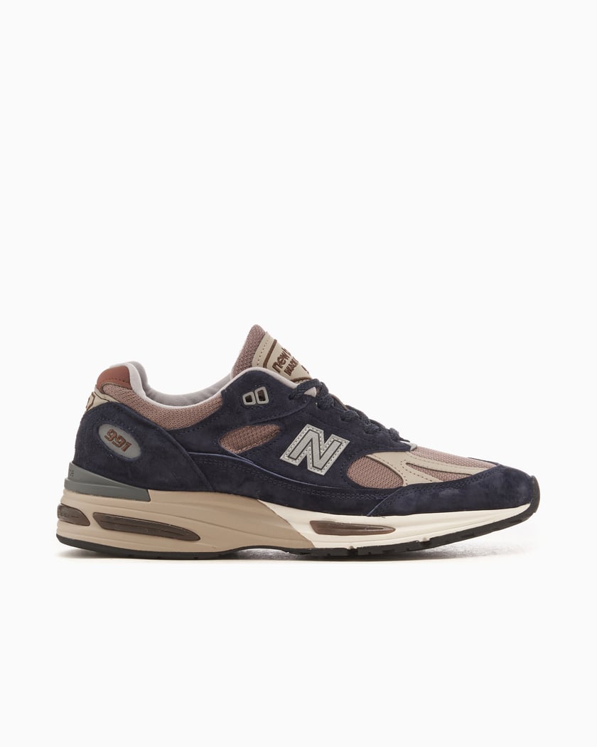 New Balance Store FOOTDISTRICT