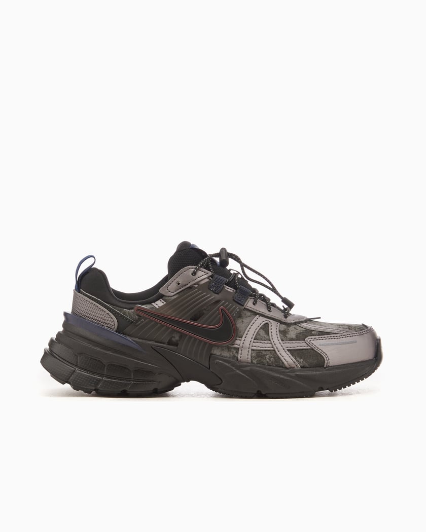 靴 NIKE V2K RUN/GRY/7.5 Nike V2K Run Women's Shoes. Nike.com