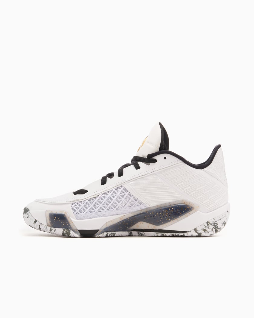 Jordan low basketball shoes deals