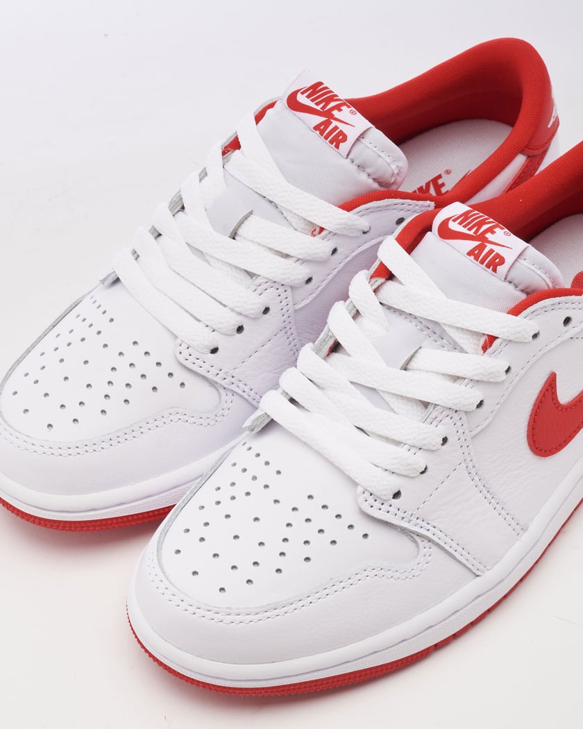 Jordan 1 low rojas y blancas online
