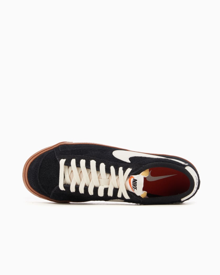 Nike Women s Blazer Low 77 Vintage