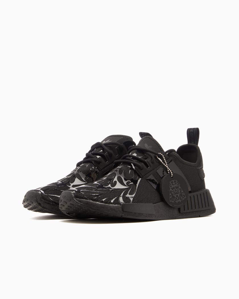 adidas Originals x Star Wars x Nanzuka NMD R1 Darth Vader Schwarz IE6000 FOOTDISTRICT