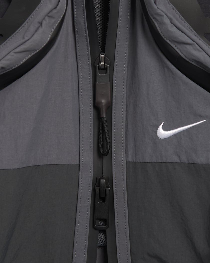 Nike ISPA NRG Unisex Vest Gray FV4899 060 FOOTDISTRICT