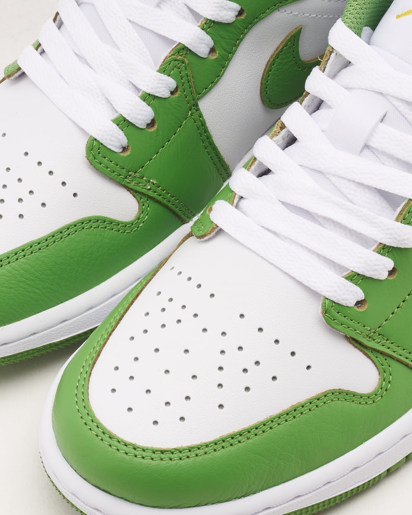 Air Jordan 1 Low SE Chlorophyll Vert HF4823 100 FOOTDISTRICT