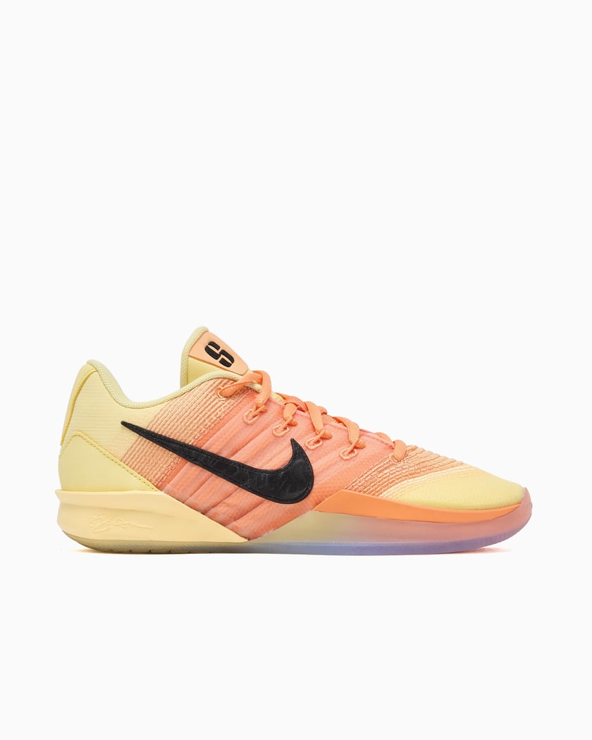 Nike Women's Sabrina 