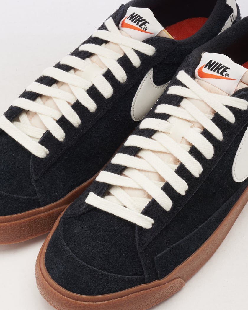 Nike Women's Blazer Low '77 Vintage Negro FQ8060-001 FOOTDISTRICT