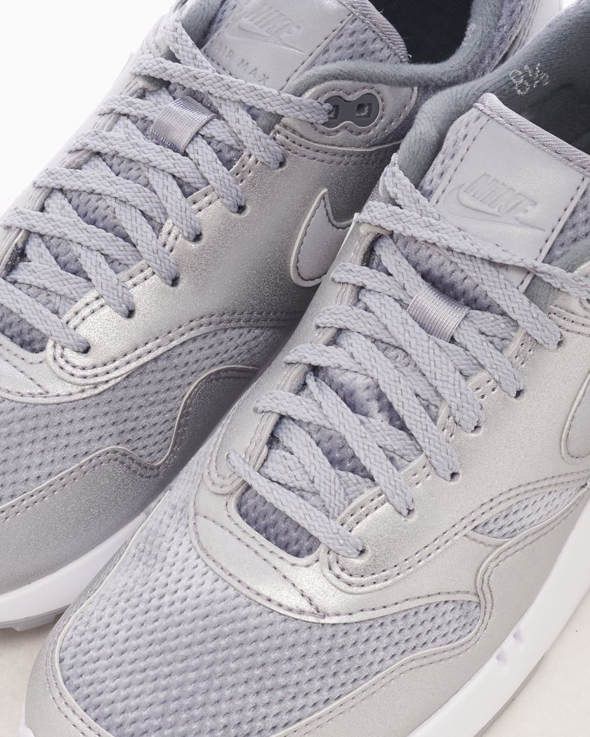 Nike Air Max 1 86 OG Metallic Silver Silver colored FV7477 002 FOOTDISTRICT