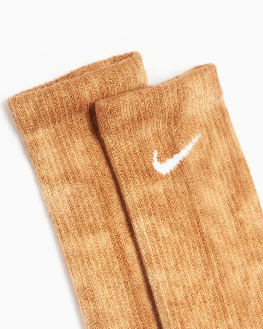 Nike Everyday Plus Cushioned Crew Unisex Socks Orange DA2613 754 FOOTDISTRICT