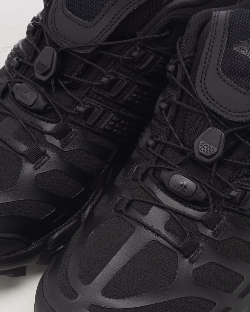 adidas Originals Adistar Raven