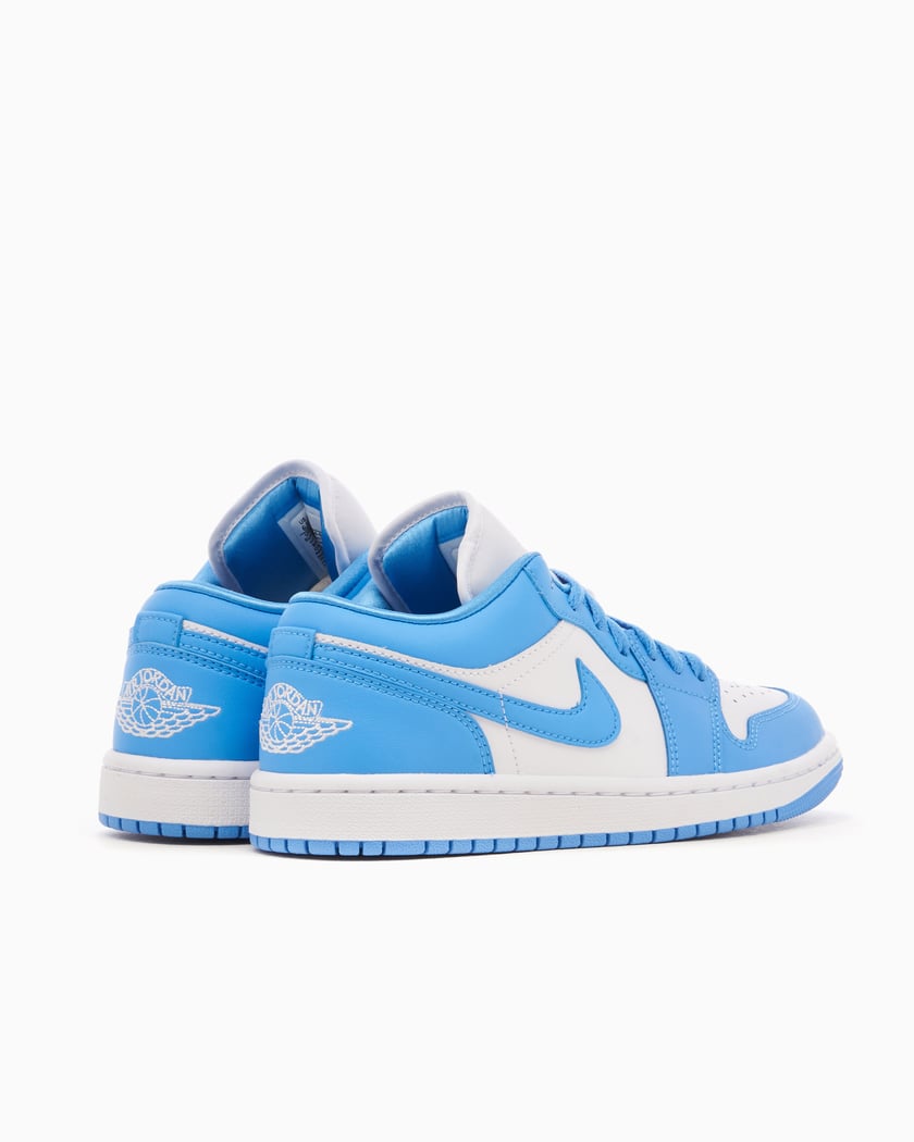 Air Jordan 1 Women s Low Blau AO9944 441 FOOTDISTRICT