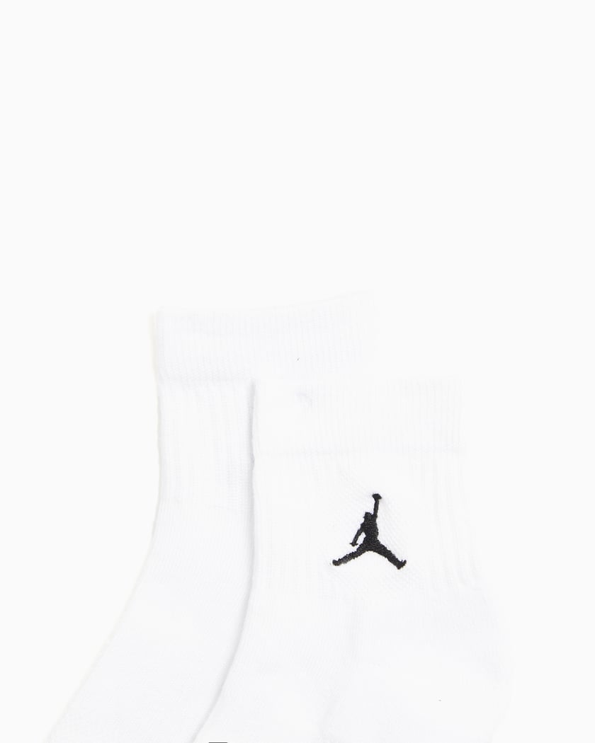 Jordan Everyday Unisex Sport Socks 3 Pack WeiB DX9655 100 FOOTDISTRICT