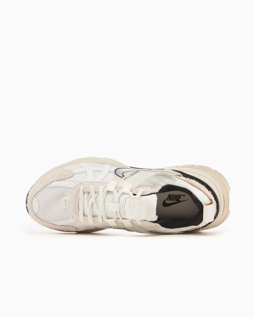 Nike Women's V2K Run White FN6703-100 | FOOTDISTRICT Nike Women's V2K Run White FN6703-100 | FOOTDISTRICT