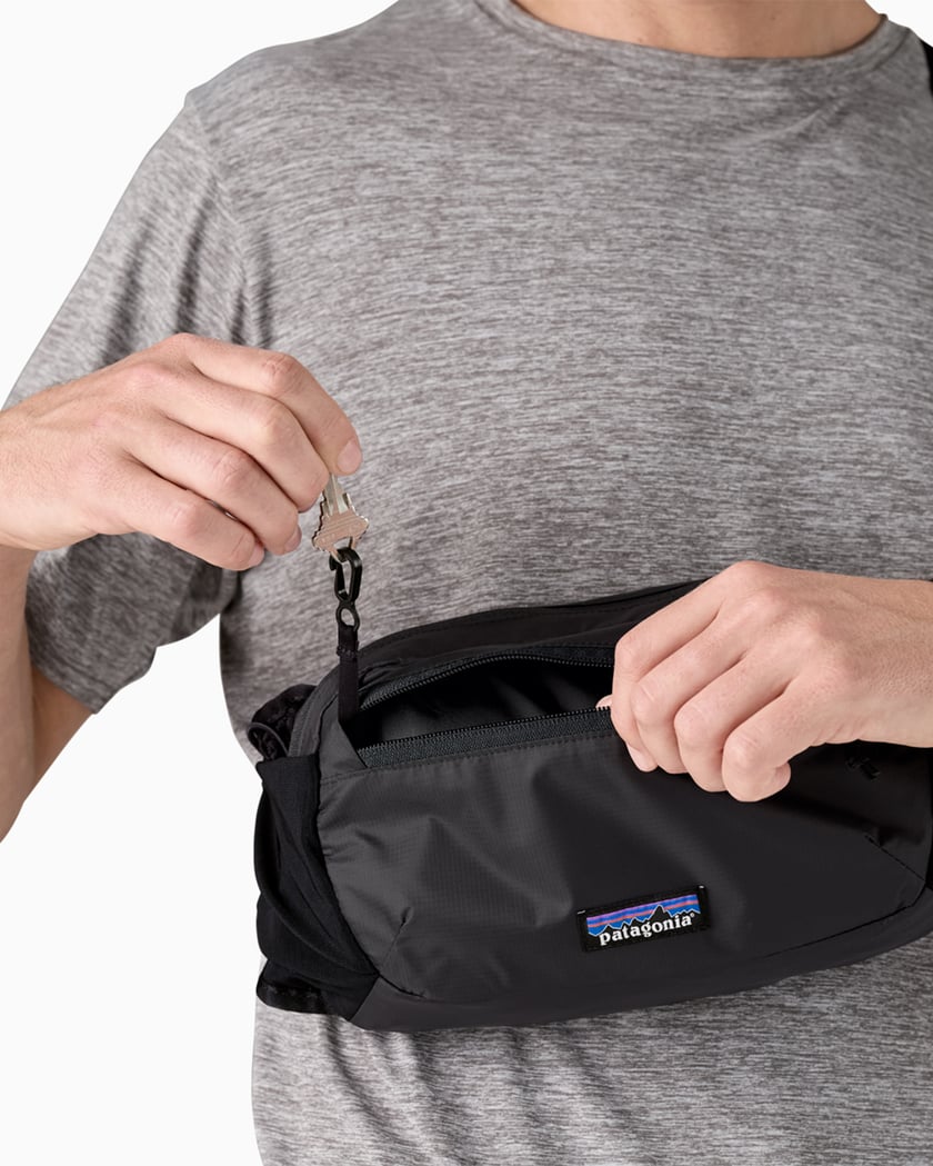 新品 Patagonia Terravia Sacoche Bag Black Shop Patagonia Terravia Sacoche Bag 3L (black) online