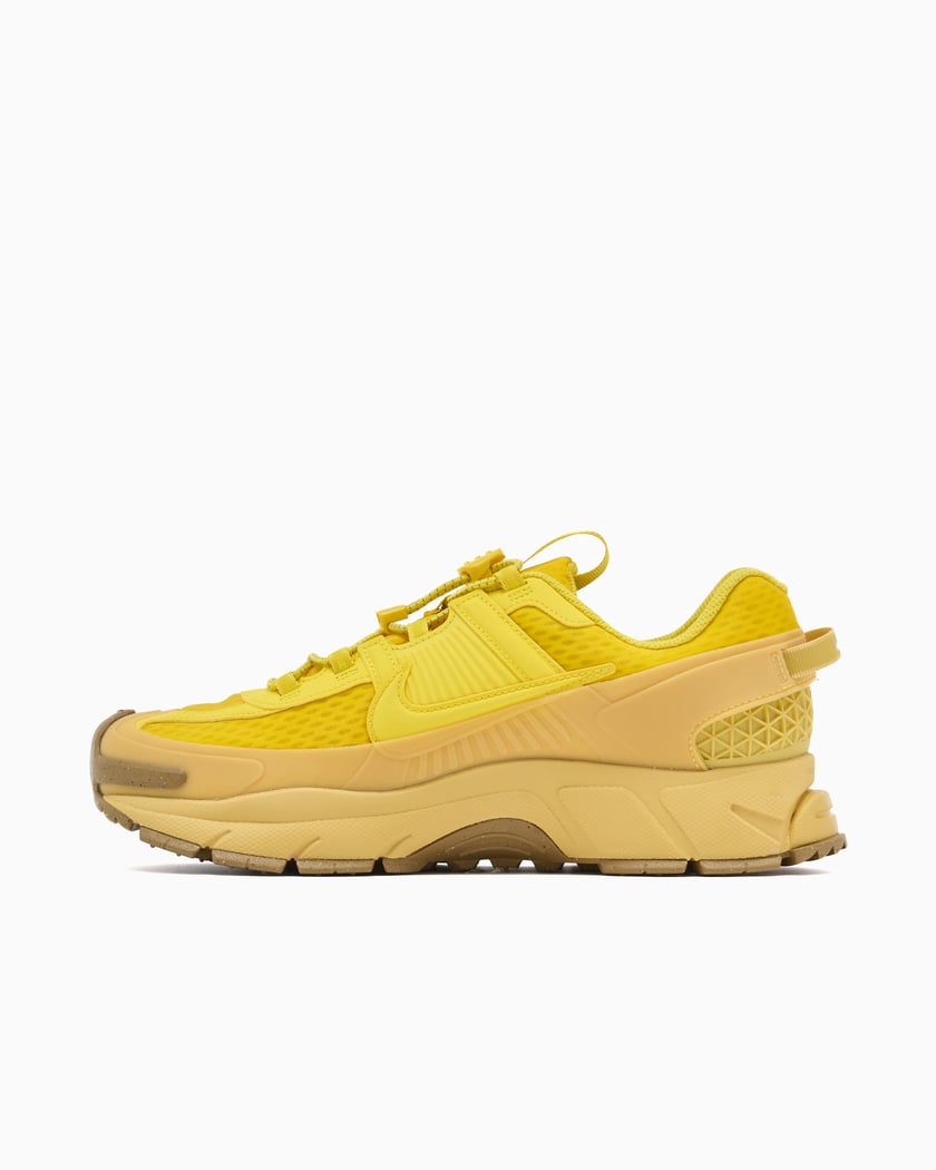 Nike Zoom Vomero Roam Yellow HJ4646-700 | FOOTDISTRICT