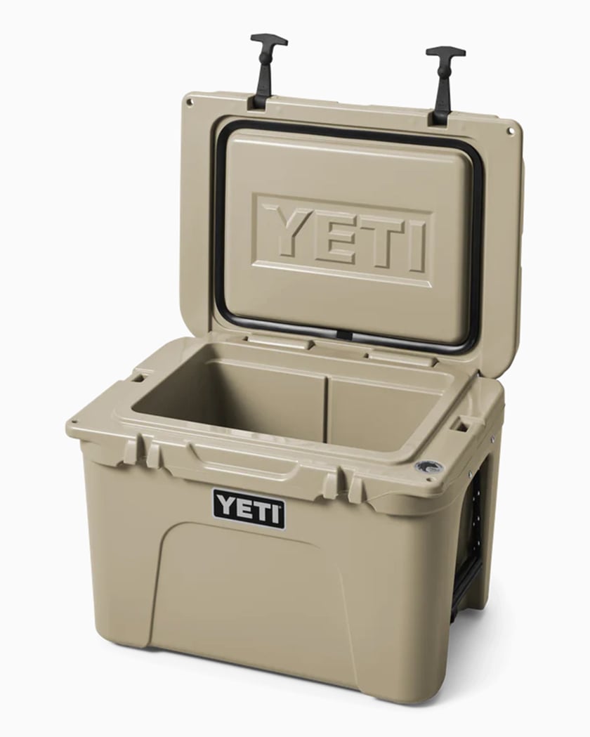 Snow Peak - 送料込み　美品　YETI TUNDRA 35 TAN YETI Tundra 35 Hard Cooler Tan – Bisque Golf